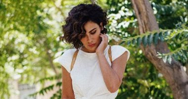 صبا مبارك تشارك متابعيها بـ 3 صور جديدة إحداها برفقة كلبها 