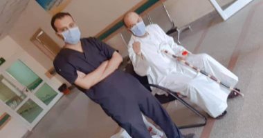 خروج حالتين بعد تعافيهما من فيروس كورونا بقفط فى قنا