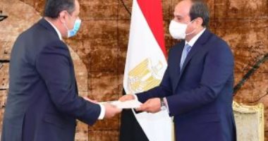 رئيس وزراء اليمن يجرى جولة تفقدية بالعاصمة الإدارية الجديدة اليوم