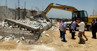 تنفيذ 42 قرار إزالة تعديات على أملاك الدولة بمركز ديروط خلال حملة بقيادة السكرتير المساعد