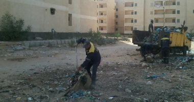 استجابة لـ"سيبها علينا".. الرصد البيئى ترفع القمامة من مساكن الكيلو 26 بالاسكندرية
