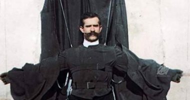 شاهد.. "فرانز رايكلت" يقفز من برج إيفل عام 1912.. ماذا حدث له؟