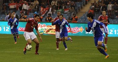 الهلال السعودى يقدم عرضا مغريا لضم حارس الأهلى 