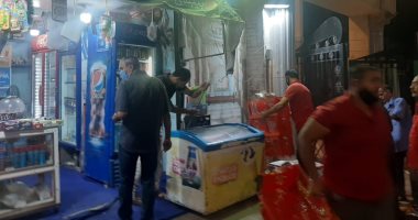 صور.. تشميع محلين ورفع 23 إشغالا فى حملة للوحدة المحلية ببنى سويف