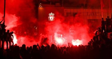 ليفربول: نشكر كل من احتفل بالمنزل ونشعر بخيبة أمل من تواجد حول آنفيلد