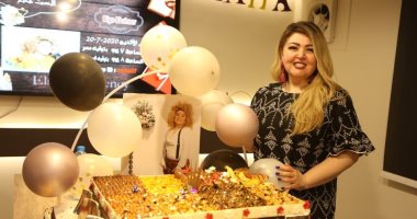 صور.. مها أحمد تتعاقد على عمل فنى جديد وتحتفل بعيد ميلادها