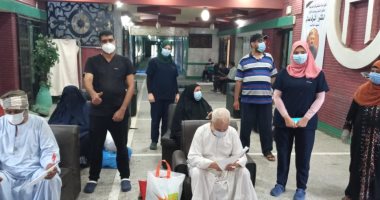 تعافى وخروج 12 حالة كورونا من مستشفى قنا العام للعزل.. صور