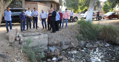 صور.. محافظ قنا يوجه بتطهير ترعتى الدهسة وزين الحفناوية بفرشوط