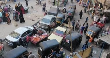 خوفا من كورونا.. شكوى من زحام بسوق عشوائى بترعة عبد العال بفيصل بالجيزة