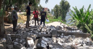 تنفيذ 22 قرار إزالة على مساحة 348 م بمركزى كفر الدوار والرحمانية.. صور