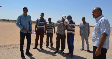 رئيس مركز باريس بالوادى: انتهاء الرفع المساحى لمشروع الصرف بقرية المكس القبلى