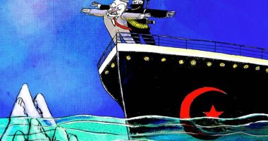 كاريكاتير صحيفة إماراتية.. "أردوغان والإرهاب" قصة حب على غرار "تيتانيك"