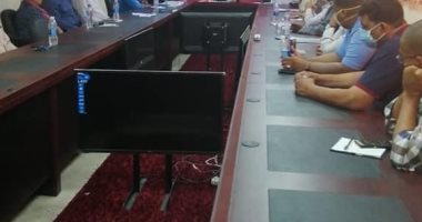 رئيس مدينة سفاجا تشدد على المسئولين بالتواجد الميداني خلال أيام عيد الأضحى 