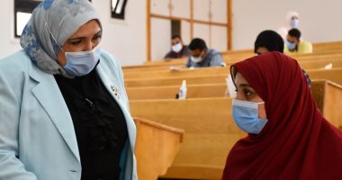 رئيس جامعة القناة تتابع إمتحان العملى بالتربية الرياضية و الدراسات العليا
