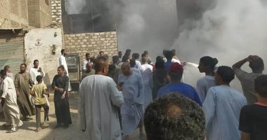 حريق يلتهم 4 سيارات داخل جراج جنوب الأقصر 