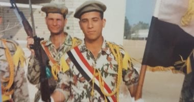 كلنا جيش مصر.. "محمد" يشارك صحافة المواطن بالزى العسكرى من المنيا