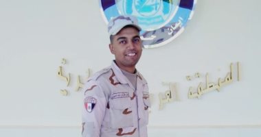 كلنا جيش مصر.. "تامر" يشارك بصوته بالزى العسكرى خلال فترة التجنيد