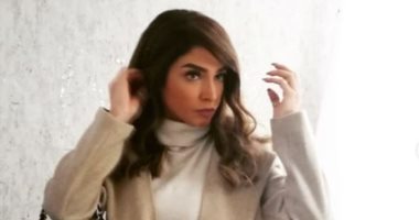 روجينا بملابس شتوية فى أحدث ظهور لها: لبسة شتوى فى الصيف ليه يا عمرى؟