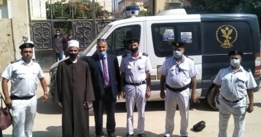 رئيس المنطقة الأزهرية بالإسكندرية يتفقد لجان امتحان اللغة الأجنبية للقسم العلمى
