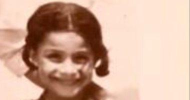 بضفيرتين فى شعرها وعقد.. اعرف مين دى من مذيعات الجيل الحالى