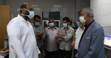خروج 8 حالات بعد تعافيهم من كورونا بمستشفى قفط فى قنا