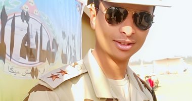 كلنا جيش مصر.. "أحمد" من محافظة المنوفية يشارك صورته بالزى العسكرى