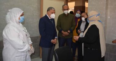 فحص 1020 حالة ضمن مبادرة صحة المرأة بمركز مطاى المنيا.. صور