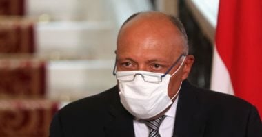 وزير الخارجية: لن نقبل بأى تجاوز للخطوط الحمراء فى ليبيا 