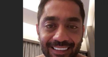 أحمد فلوكس يثير حيرة متابعيه بصورة جديدة علق عليها: حياة جديدة نسيت الماضى