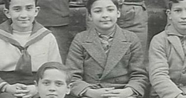 شاهد 5 صور نادرة من حياة رشدى أباظة