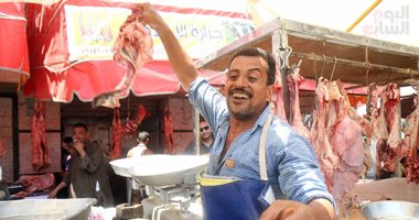 إقبال على سوق "حلويات اللحوم" قبل عيد الأضحى