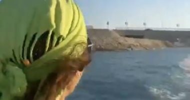 شاهد.. لحظة اصطدام أصالة وبسمة وهبة بـ"جيت سكي" فى الصخور وسط البحر
