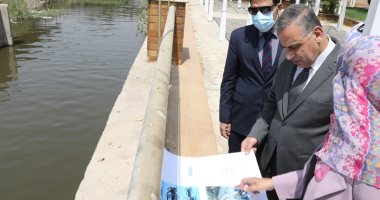 محافظ سوهاج: استغلال تغطية مفيض ترعة نجع حمادى لإنشاء مجمع مواقف.. صور