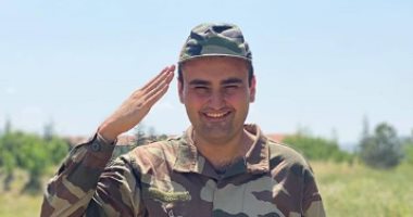 جيش الشاورما.. الشيف بوراك ينشر صورة بالزى العسكرى لتجميل صورة نظام أردوغان