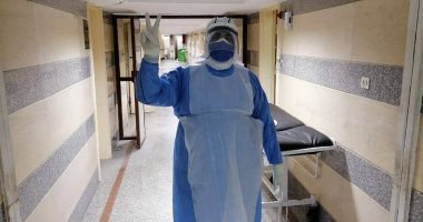 الجيش الأبيض.. خالد فريد على خط مواجهة كورونا بمستشفيات جامعة المنصورة