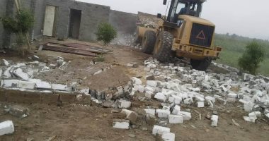 إقبال كبير على طلبات تقنين الأوضاع والتصالح بالمحافظات.. محافظة أسوان تتلقى 1398 طلبا.. و60 ألف طلب بالبحيرة.. والقيلوبية تسجل 53 ألفا.. والدقهلية تستقبل المواطنين بالإجازات.. وتوجيهات بتسهيل إجراءات المتقدمين