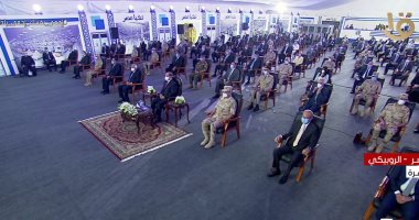 السيسى يشاهد فيلما تسجيليا بعنوان "خيوط الأمل" بافتتاح المدينة الصناعية بالروبيكى