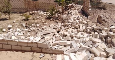 صور.. "برج العرب" يشن حملة لإزالة التعديات على أراضى الدولة غرب الإسكندرية