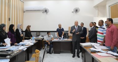 المحافظون يقدمون تهنئة عيد الأضحى للعاملين والمواطنين 
