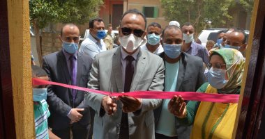 نائب محافظ المنيا يفتتح 25 منزلا للأسر الأكثر احتياجا بقرية زعبرة بديرمواس.. صور