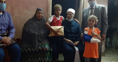  شيخ الأزهر يستجيب للطفل "صابر" ويوجه بإعادته للدراسة والتكفل بأسرته
