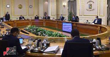 الحكومة تستعرض نتائج الأداء المالى لعام 2019/2020.. انخفاض العجز الكلى إلى 7.8%.. وتحقيق فائض أولى بقيمة 1.8% من الناتج المحلى ..وانخفاض نسبة دين أجهزة الموازنة إلى 86.2% من الناتج فى يونيو 2020