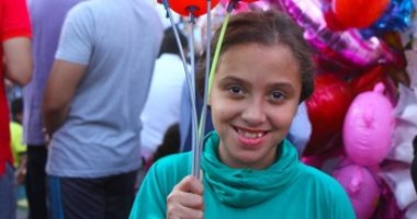العيد فرحة.. بالونات وبهجة وألوان من أعياد ما قبل كورونا