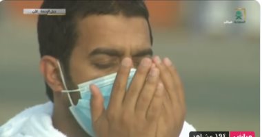 حجاج بيت الله يبتهلون بالدعاء قبل التوجه إلى مزدلفة للمبيت فيها..صور