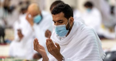 صور.. العالم هذا المساء.. وصول ضيوف الرحمن بسلام إلى مشعر عرفات بإجراءات احترازية.. الشعوب الإسلامية تستعد لعيد الأضحى بشراء الأضاحى وسن السكاكين.. وناسا تطلق مركبة للبحث عن أدلة لحياة قديمة على المريخ 