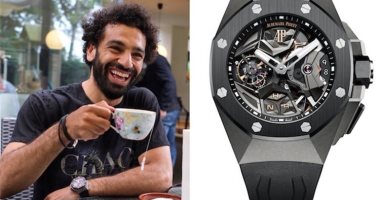 موقع فرنسي: ساعة يرتديها محمد صلاح تتخطى حاجز الـ3 ملايين جنيه