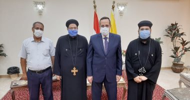 وفدا كنائسى يهنئان محافظا شمال سيناء و الشرقية بعيد الأضحى ..صور  