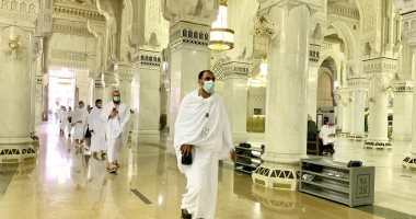 صور.. الحجاج يتوافدون على المسجد الحرام لأداء طواف الإفاضة