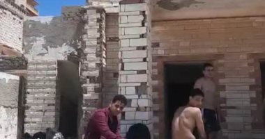 ضبط شباب حاولوا التسلل للنزول لمياه البحر غرب الإسكندرية