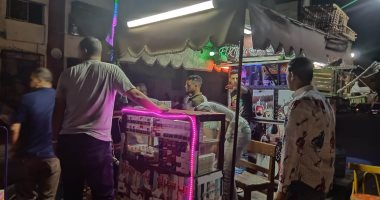  محافظ بورسعيد يستجيب لشكوى مريض بمستشفي الزهور ويزيل الباعة الجائلين.. صور